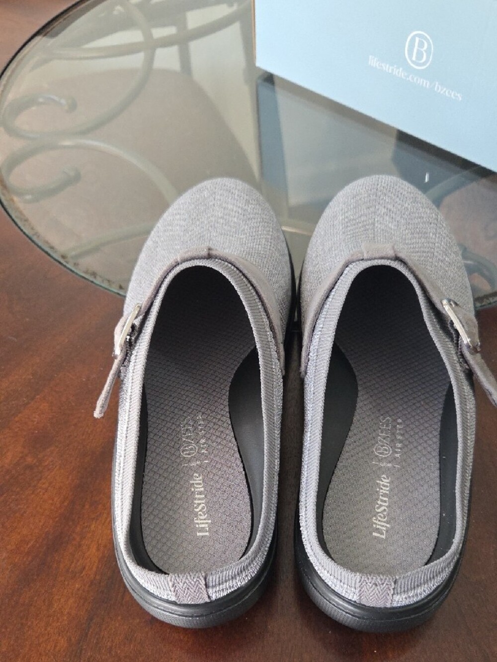 Life Stride Women's Slip-On Mule in Light Gray - Picture 4 of 7